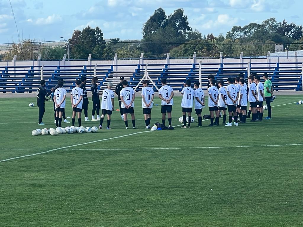 deportesanjose's tweet photo. En San José, la @AUFOficial y @OFIUruguay están  realizando un Campus de Fútbol Sub 15 de la región Interior Sur. Las sedes son el Estadio de Fútbol Infantil y el Estadio Casto Martínez Laguarda. https://t.co/awPPBQLafC