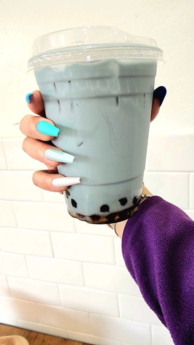 CaLiWo's tweet photo. #banthamilk #limitededition #bubbleatea #bobaguys 🧋 #MayThe4thBeWithYou https://t.co/YOHHRN3unO