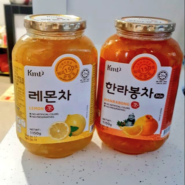 joeboyking93's tweet photo. Punyalah makan strepsils,ubat batuk bla bla bla,nak hilangkan sakit tekak n batuk yg tak henti2 ni,alih2 minum teh madu lemon ni je terus hilang..Berminggu2 tanggung tekak yg perit n gatal ni,dengan batuk nya..Lagi2 musim batuk ni kan..Worth it untuk beli,💯 guarentee‼️

📌THREAD https://t.co/5LgBplOhRd
