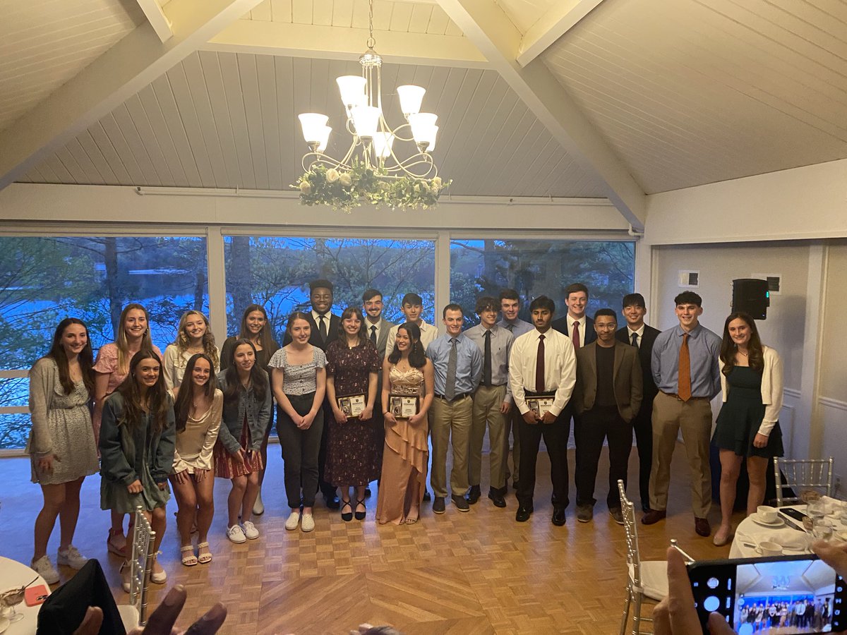 Congratulations to all of the Hockomock League Scholar Athletes for the 2022-2023 school year 🐅