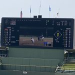 試合映像をバックスクリーンに流したら当然の結果に...