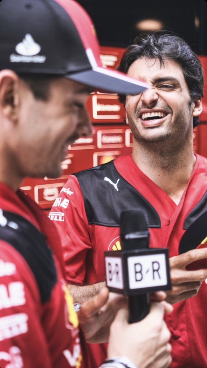 LeclercNot's tweet image. Siendo el equipo goals @55Sainzdenorris @charlxs_leclxrc @swexainz