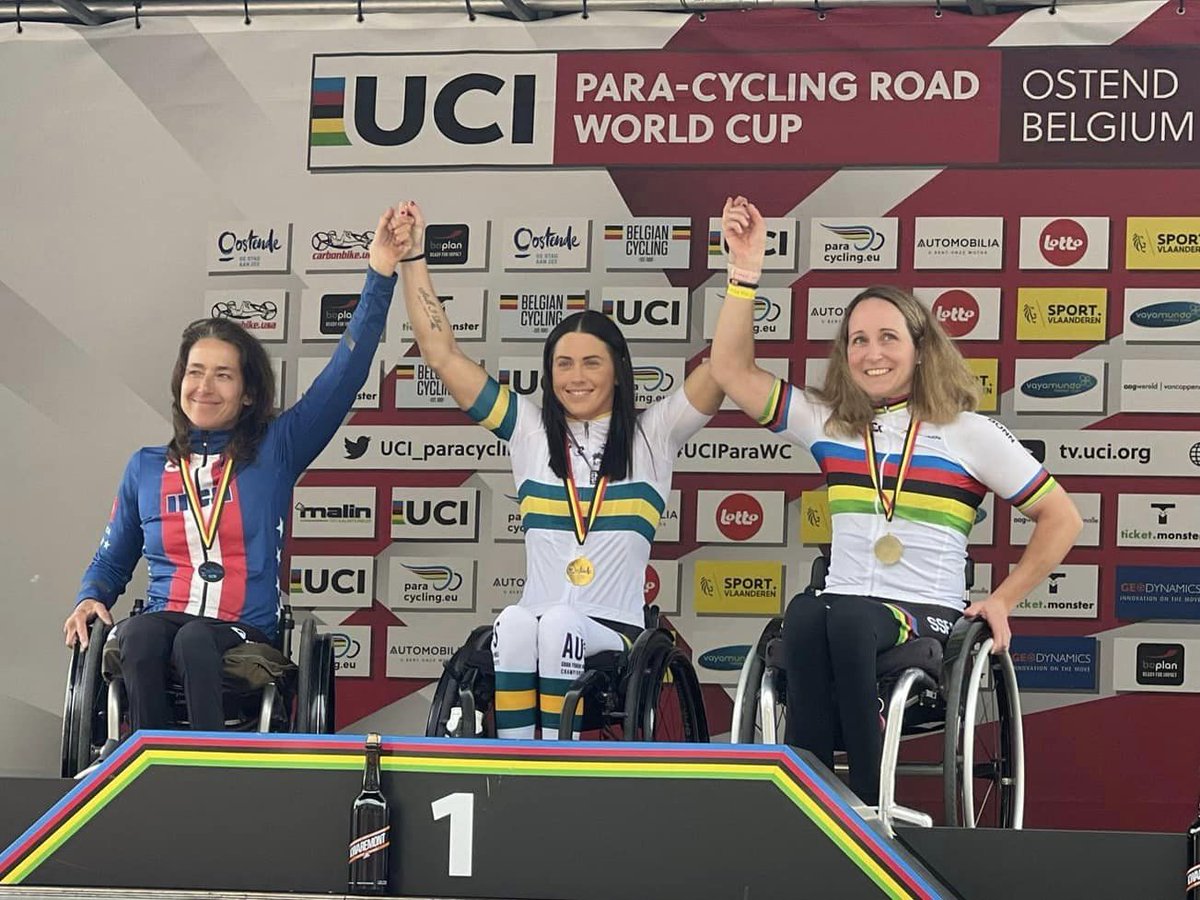 AusCyclingTeam's tweet image. #ParaWorldCup debut ✅ 
#ParaWorldCup🥇✅

@_laurenparker_  was always going to come in swinging on the para-cycling scene when she had the chance and she has come in firing in 🇧🇪 with a 1 minute and 17 second winning margin in the women's H3 time trial 🔥

#AusCyclingTeam