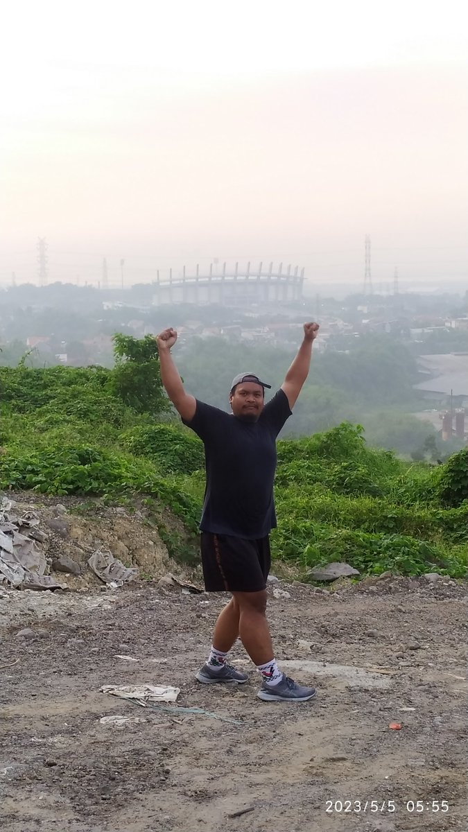WhySatriantoro's tweet photo. Pencitraan

#morningwalk #jalanpagi https://t.co/9JXfQy8zCO