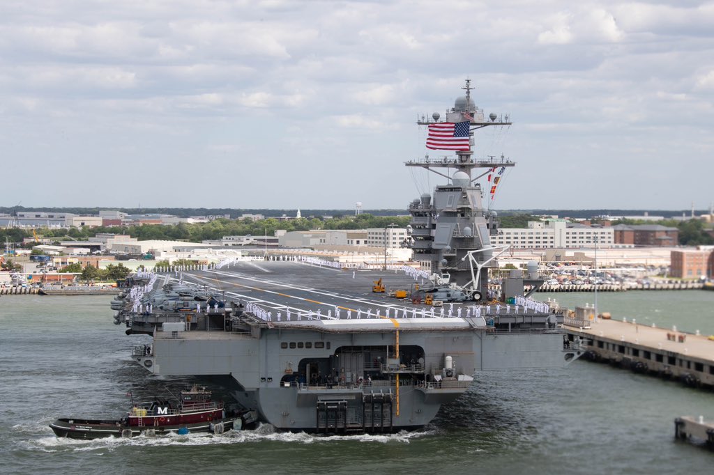 CVN78_GRFord's tweet photo. Man the rails and set sail! 🌊🇺🇸

#USSGeraldRFord departs Naval Station Norfolk for a scheduled deployment.
#IntegrityAtTheHelm #AlwaysReady #CVN78 #ForgedByTheSea #ManTheRails
.
.
.
#deployment #sailors #aircraftcarrier 
@NAV_STA_NORFOLK 

📸MC2 Jackson Adkins https://t.co/KDjRZdRhfN