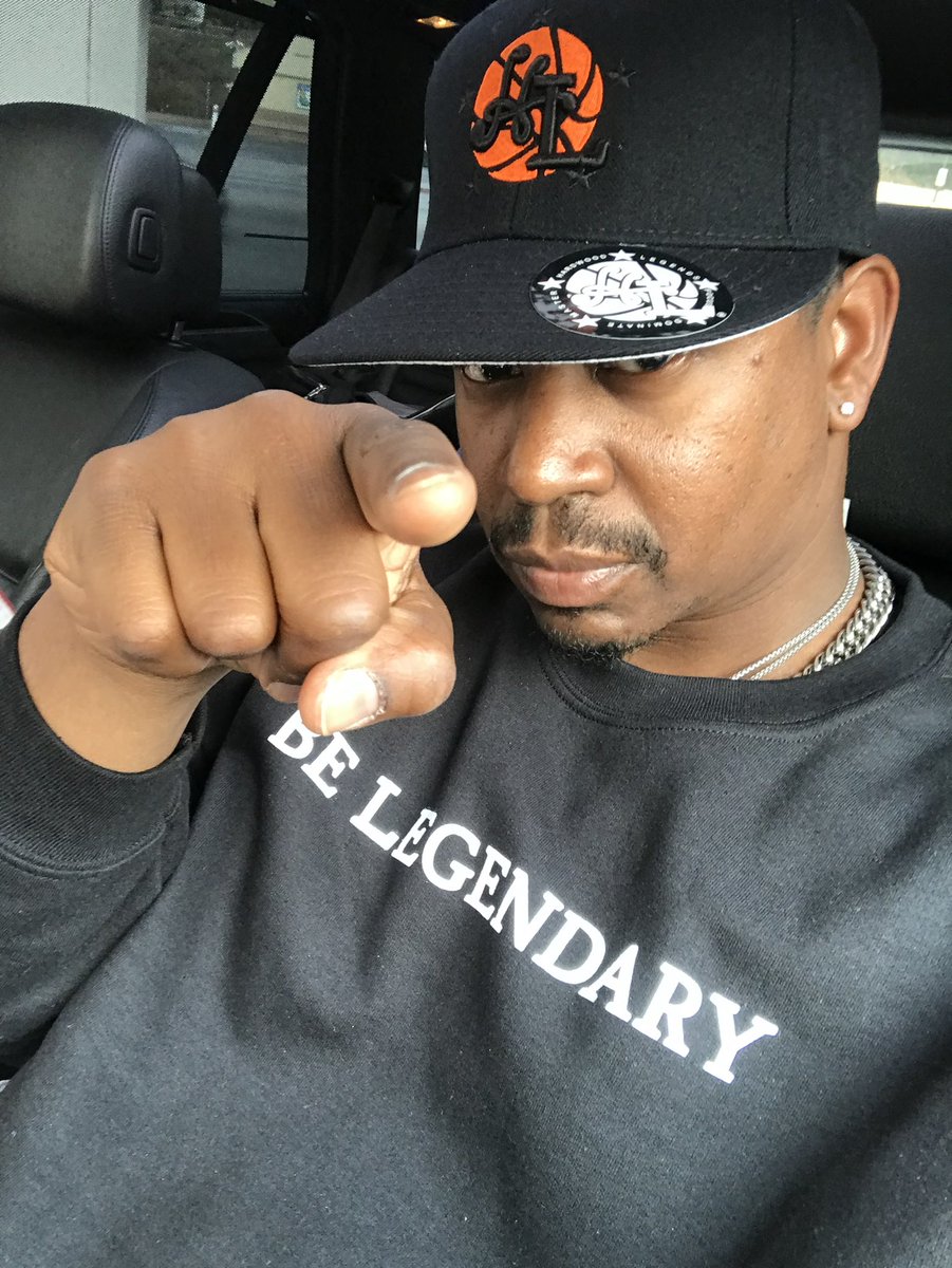 HardwoodLegends's tweet photo. #Hardwood #Legends wants you to #BeLegendary  #NBA #NCAA #Sports #Fans and #Fanatics #Playoffs #Basketball https://t.co/9VsIDrrmfv