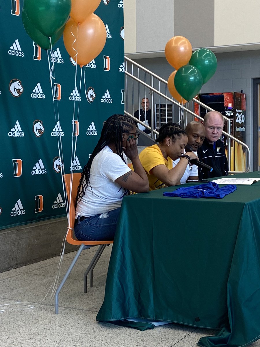 Lady Broncos Basketball tweet media