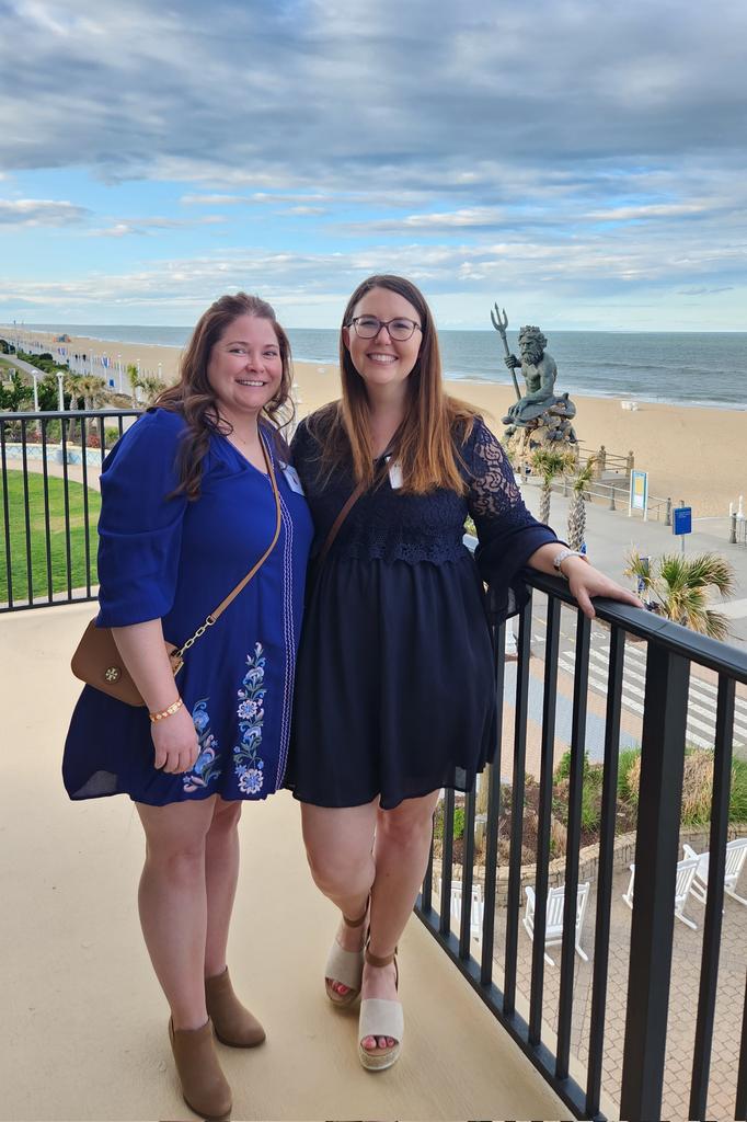 I'm pretty lucky to hang out with these two amazing educators!! #teachersoftheyear #ridethewave🐬