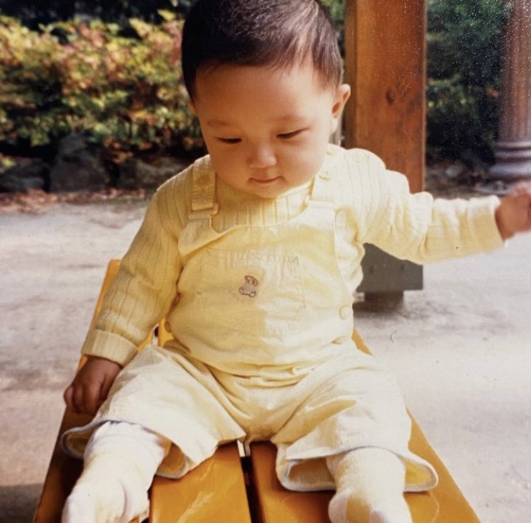 weus_official's tweet photo. [ #정민 ]

오늘은 #어린이날 정민이의 세상👶🏻

#WEUS #위어스 #JeongMin https://t.co/DPJ1mVklbj