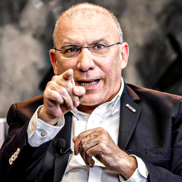 ElDatoColombia's tweet photo. El Consejo de Estado anuló credencial de Roy Barreras por doble militancia. ¿AP0YAS esta decisión? 
💛 SÍ
🔁 BANDIDO