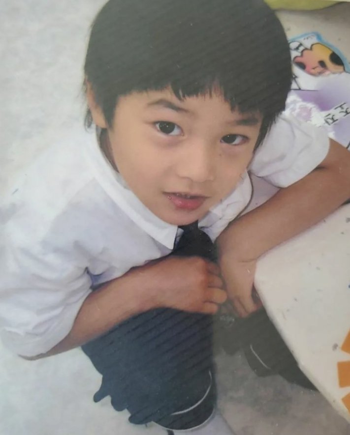 foxninii's tweet photo. No puedo describir ni medir el amor que le tengo a Jeongin, conocerlo es lo mejor que me pudo pasar.
Mi chico de ojitos bonitos, sonrisa bella y voz de angel TE AMO CON TODA MI ALMA💕💕💕 https://t.co/4sUYJVPB1W