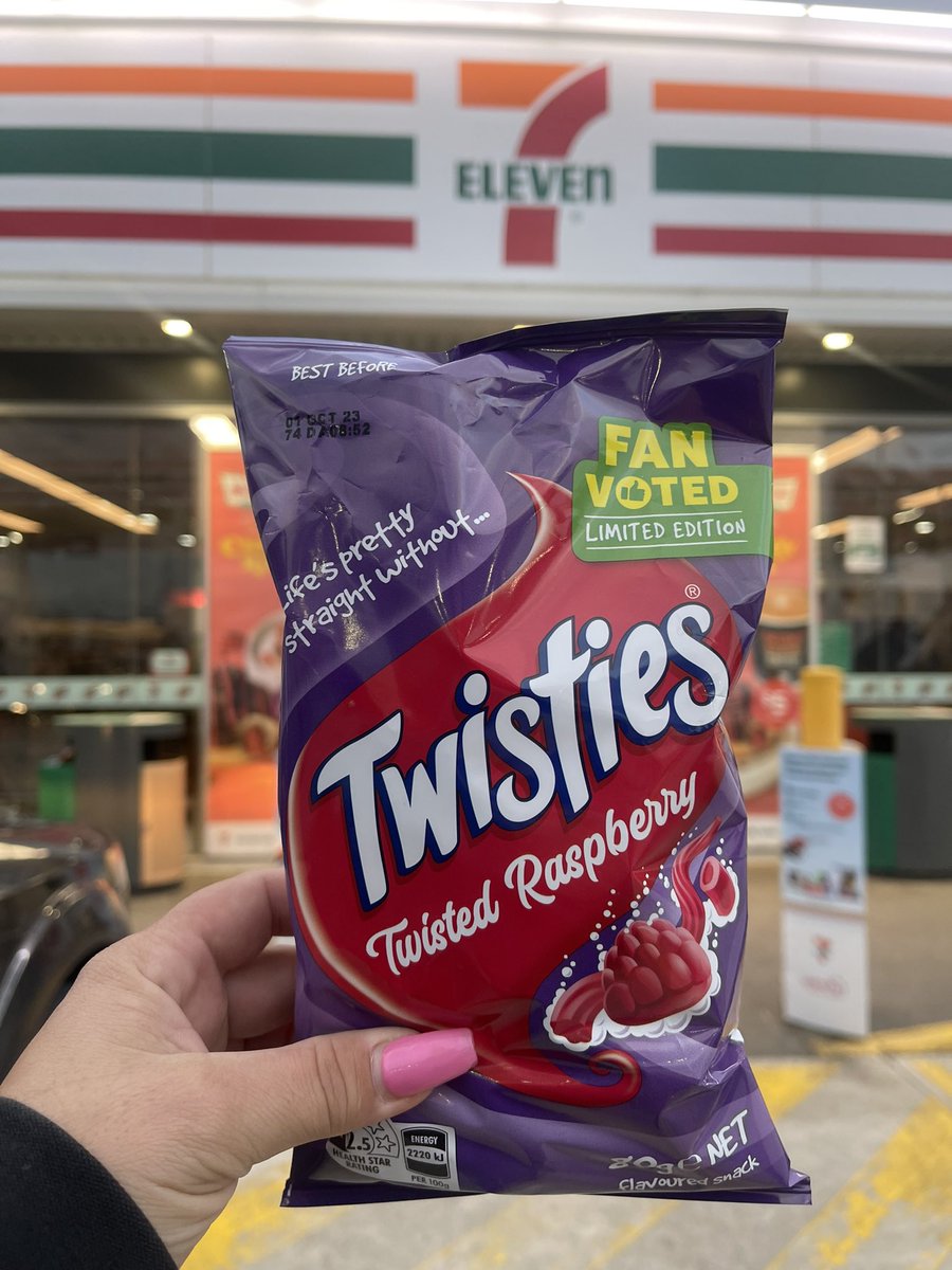 melbourne_kidz's tweet photo. Spotted at @7ElevenAus ! Limited Edition Raspberry Twisties voted by fans.  Yay or Nay? 😅

https://t.co/05cFzRfE8S

#7eleven #twisties #elevenaus #twistedraspberry #shopfinds #aussiemums #melbournemum https://t.co/XGrsYJrJM0