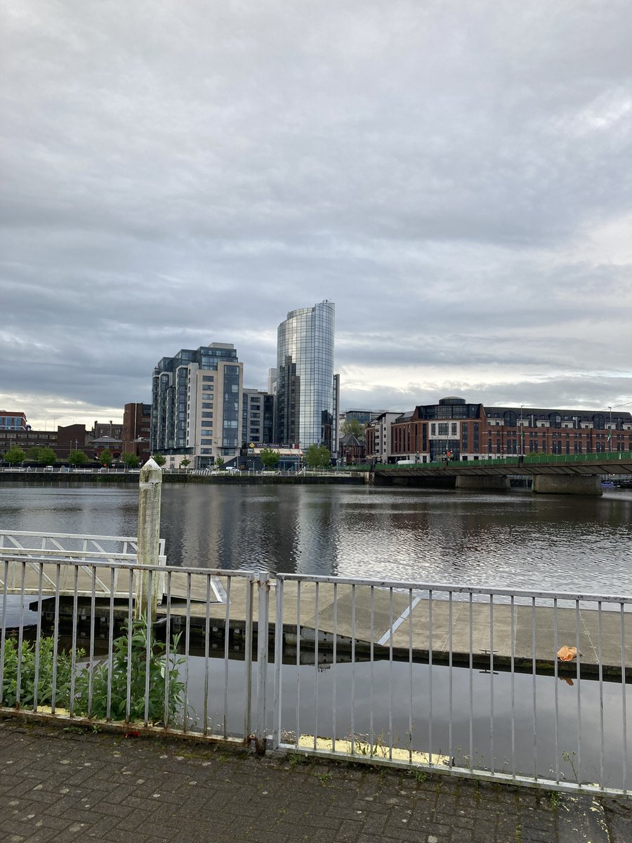 Morning from <a href="/Smrc_rowing/">St Michael's Rowing Club (SMRC)</a> Ready to head off shortly for the <a href="/MooreLimerick/">Moore Limerick</a> #MooreMorningRiverRun