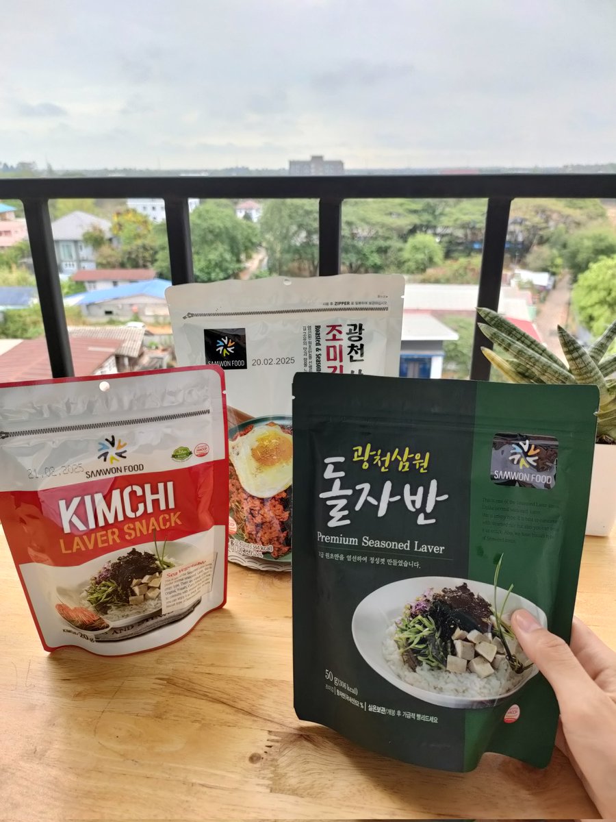 ไอเทมวันนี้ของเราภูมิใจนำเสนอสาหร่ายโรยข้าวรสออริจินอลของ <a href="/sunurikfood/">Sunurikfood</a> ปกติชอบอาหารเกาหลีอยู่แล้ว เห็นสาหร่ายเจ้านี้เลยลองสั่งมากินดู ปรากฏว่ามันอร่อย กินกับข้าวสวยร้อนๆยิ่งอร่อย
<a href="/aroii/">@aroii บอกต่อ</a> #อร่อยบอกต่อ #อร่อยไปแดก #รีวิวเกาหลี #รีวิวของกิน #อาหารเกาหลี 

s.lazada.co.th/s.jYT0z