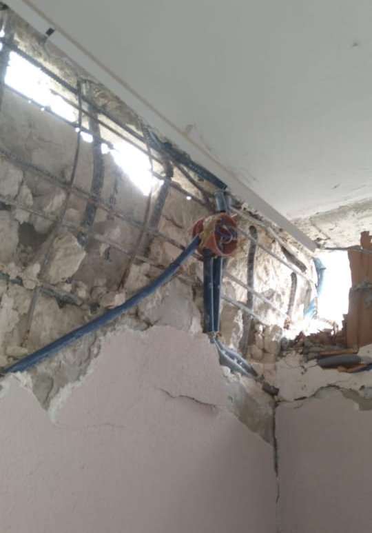 #DemokrasiyeOnKala

Yarısı Sizde Yarısı Bizden
Tamamı Sizden Olsun 
İhanetin Belgesi

Depremi Unutma
Depremi Unutturma