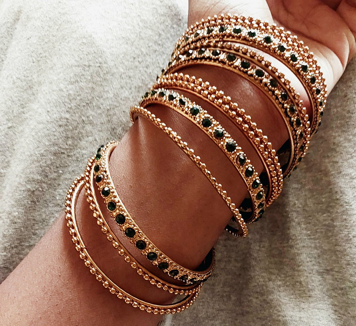 NikhaSab's tweet photo. She needs the classic,the petal of shyness,the aesthetic cult...
   Did u just mean😉 :
  She loved being 'She'👸!
#Sheloved #She #Bangles #Banglelove #Aesthetic #Cult #Classic #Shyness #Beingshe https://t.co/nEi08Jogtb