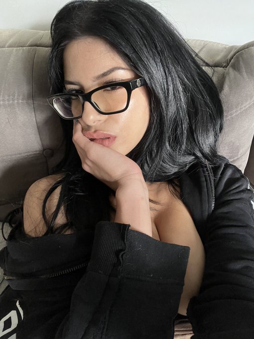 Go to my Onlyfans I&rsquo;m posting the rest over there 🎠💗 https://t.co/6ds3IJU2Vp  https://t.co/6ds3IJU2Vp https://t