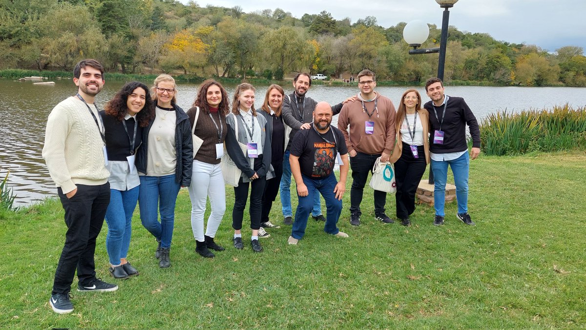 francobiglione's tweet photo. Having a great time at the V Argentinian Workshop on Nuclear Magnetic Resonance #VTARM and happy to share the experience with some familiar faces 🧲😊

@bmr_ibr @LuisinaNardo @FitoDeRosario @marchucarletti @zanardi_marta @pauburdisso @Zequi_Luciano @RCChem_Lab
#NMR #NMRchat https://t.co/ck94QKIe9N