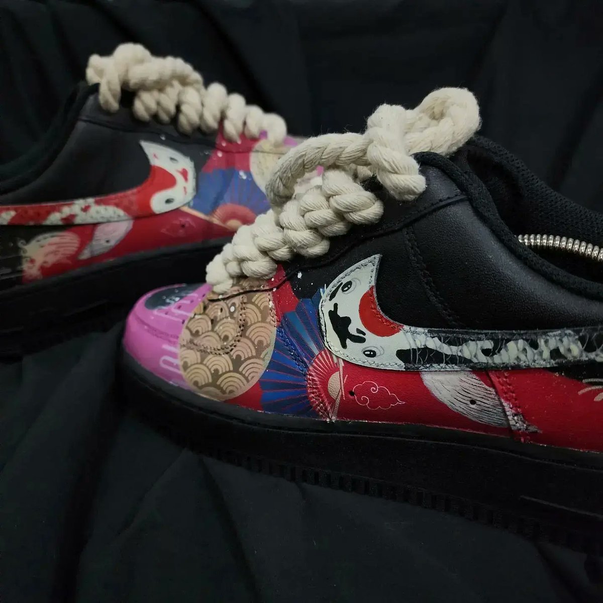 ColabPAINT's tweet photo. スニーカーペイント展示会in Dubai
2023年5月6・7日
12:00~20:00
Moe's Barbershop
#NIKE #AIRFORCE1 #DUNK #AIRJORDAN #カスタムペイントスニーカー #スニーカーペイント #スニーカーカスタム
#tarragocustom #angeluspaint
#customkicks #sneakerspaint #sneakercustoms #streetfashion #海外 https://t.co/yjf7dKLE5b