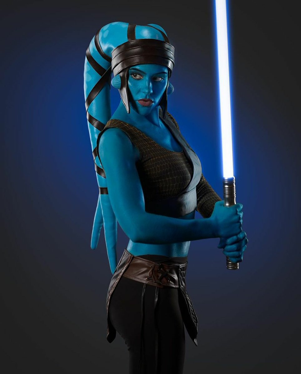 monstersngeeks's tweet photo. Antes que termine el #StarWarsDay vamos con una galería de cosplayers de diferentes partes de la galaxia para recordarnos #MayThe4thBeWithYou (4/5).

@SnarkyJCosplay
@JessicaNigri
@AlysonTabbitha
@darksidecosplay

#StarWars
#StarWarsCosplay https://t.co/Yy0GYba73t