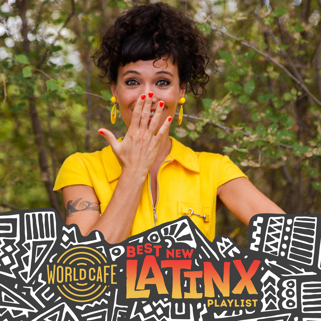 BilingualSounds's tweet image. 😮MUY MUY BUENAS😮
Encuentren las mas buenas de @solpereyramusic + @elgeneralvillam + @LunaLunaBand + @RolloCalifornia + @babastutsipop + @Cataraybaud + @bohmusica + @mireyamusic 

Get into it at the @nprmusic page:
npr.org/sections/world…

#latinmusic #latinalt #alternativemusic