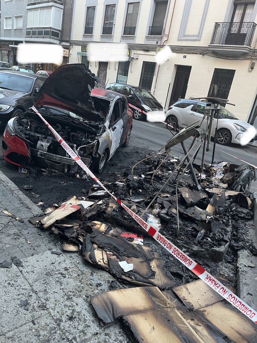 belleofdballs's tweet photo. Y mientras a lado del Viso en Madrid qué seguridad qué maravilla @AlmeidaPP_ @ComunidadMadrid ¿en qué país nos estamos convirtiendo?? https://t.co/mqt537H3cI