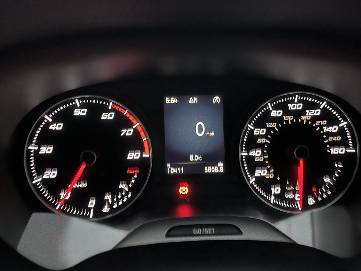 Heathershub's tweet photo. Early start! On the road again!! https://t.co/owLJIXNk0d