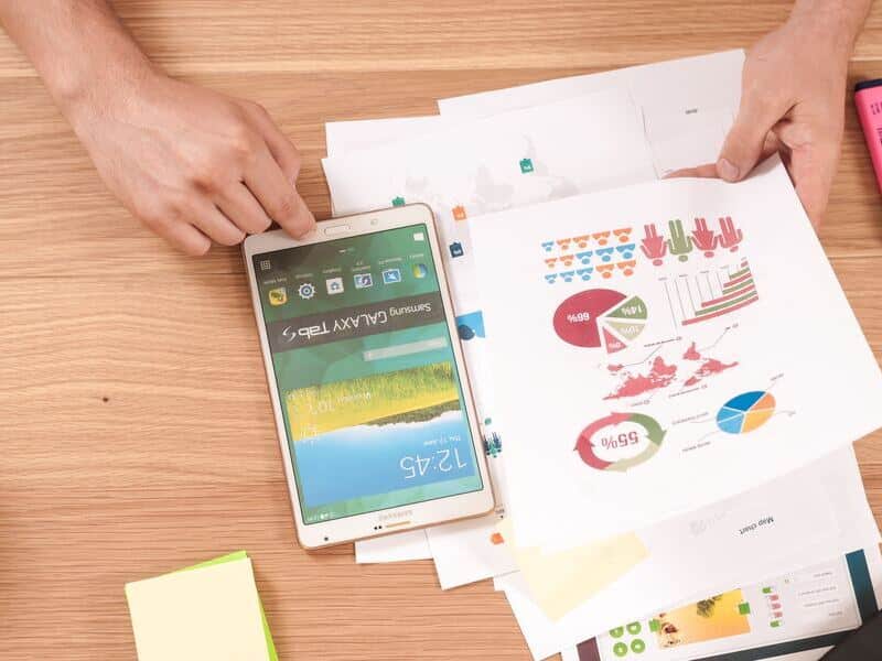 Les professionnels n’ont pas les mêmes besoins que les particuliers en termes de forfait mobile. Pour y répondre, les opérateurs historiques et alternatifs ont développé des solutions sur mesure adaptées aux besoins spécifiques des entreprises.

compte-pro.com/forfait-mobile…