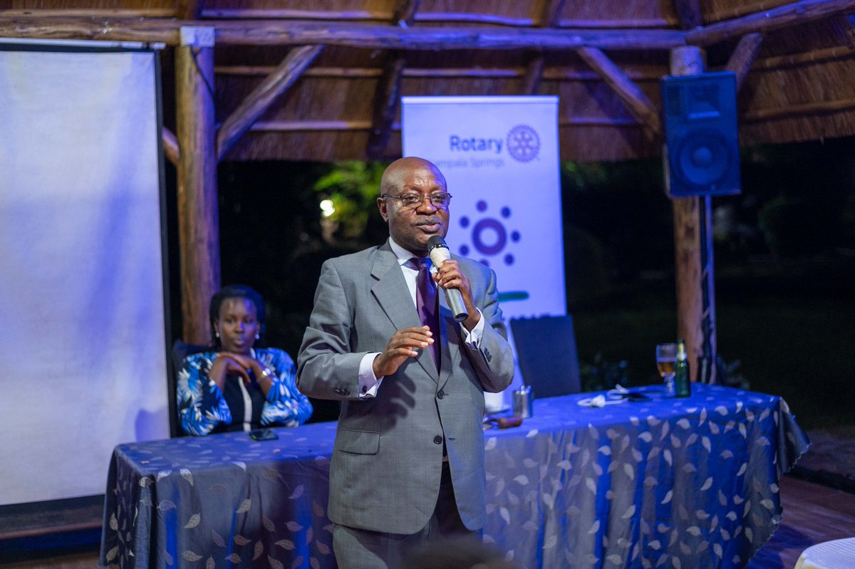 KlaSpringers's tweet photo. We'd like to take a moment to appreciate our district Governor Mike and DGND Geoffrey for gracing us with their presence at our #98thdiscon Homecoming fellowship. Your presence means a lot to us always. https://t.co/fRUmGlShf1