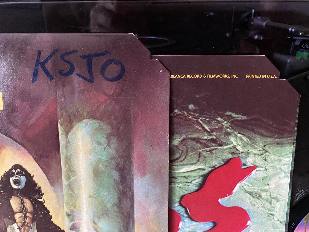 ScullyDamien's tweet photo. Ecstatic to add this Love Gun US Promo Pressing to the collection!
Originally sent to radio station KSJO in San Jose California. #LoveGun #70sKISS #promovinyl #vinyladdict #Aucion #Filmworks #KISS 🔫🤟🔥⚡️💥🚀 https://t.co/7YCnhXVWd5
