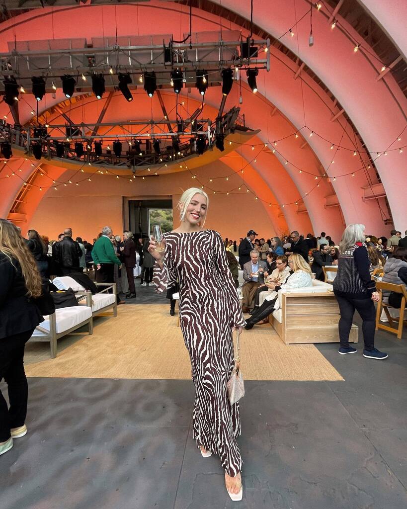 ✨ <a href="/hollywoodbowl/">Hollywood Bowl</a> ✨ summer is coming 🥂🧈😎 (I think?) #hollywoodbowl instagr.am/p/Cr17HbWpZHa/