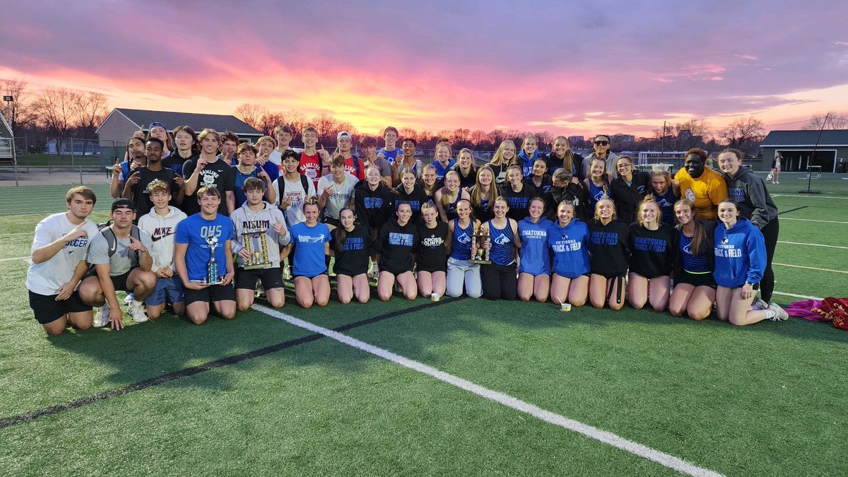 OwaGirlsTrack's tweet photo. Amazing 2nd place finish tonight for the Owatonna girls at the Mayo Invite!  Congrats to the Owatonna boys for their 1st place finish! https://t.co/5NirtBGCyO