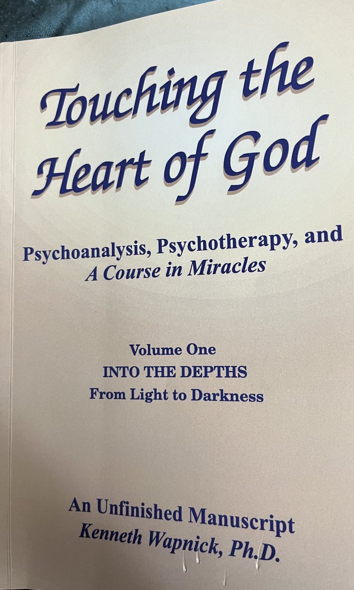 ProfotaAva's tweet photo. Reading a new book by Ken Wapnick. I’ll post new insights as I learn more. 💖🙏🏻 https://t.co/jXYFIjpbHR
