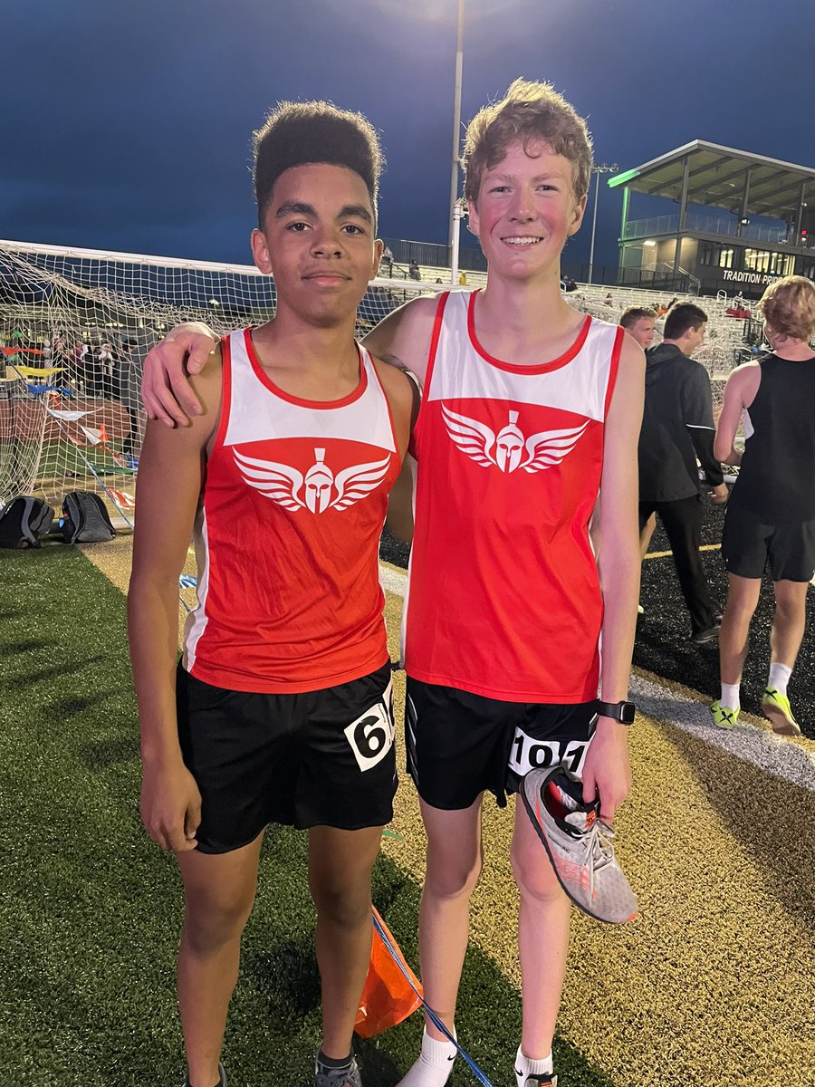 PHHSDistance's tweet image. It’s a PR party in the JV 3200! Sid with a 15:06, Caidyn and James at 12:06! @WeAreParkhill @PH_Track @phhsbxc