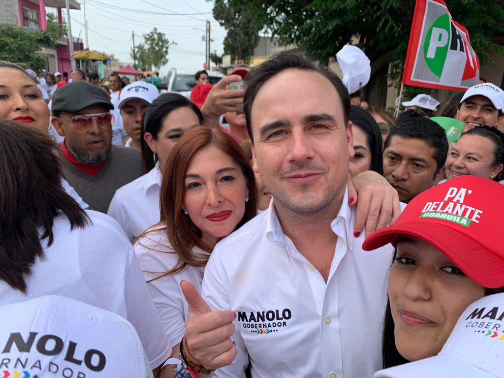 Boreque's tweet photo. Con mucho entusiasmo en #Saltillo, acompañé a mis amigos @manolojim candidato a Gobernador y @LuzMorales, Candidata a Diputada por el Distrito 13 en un encuentro para dar a conocer sus propuestas. 

¡Vamos con #ManoloGobernador! 💪🤠

#PaDelanteCoahuila #PaDelanteLasMujeres 🙌 https://t.co/eVjzSxvyjT
