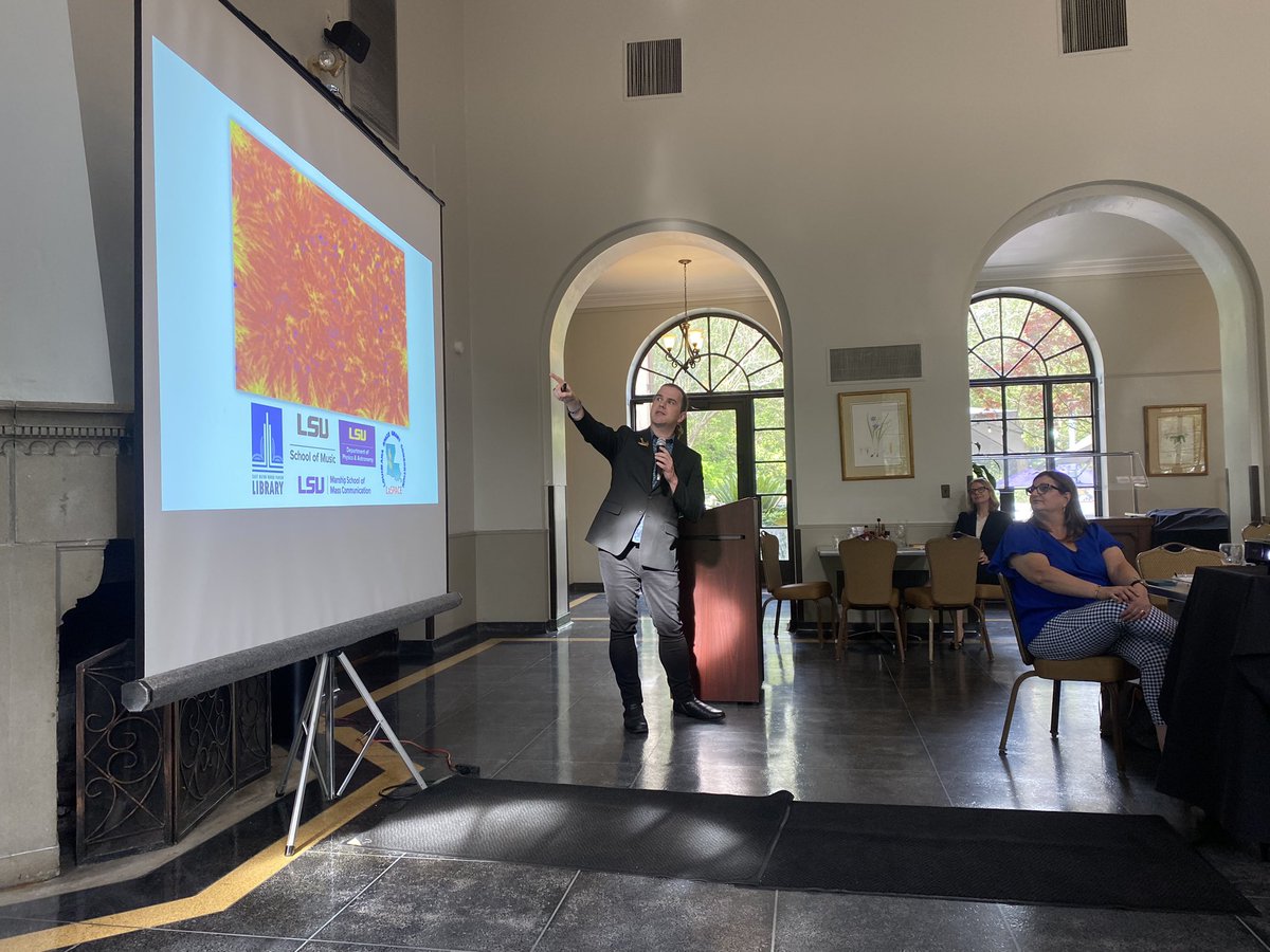 PREAUX_FISH's tweet photo. I really love being part of the @LSU_CCK - I helped put together the Interdisciplinary Showcase today showing off cross-departmental projects from across @LSU dealing with everything from music to physics, and from ethics and law, to biology and geology https://t.co/ncdryf1Pcc