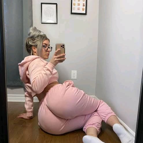 Ashley Melissa (@ashleymeli67876) on Twitter photo 