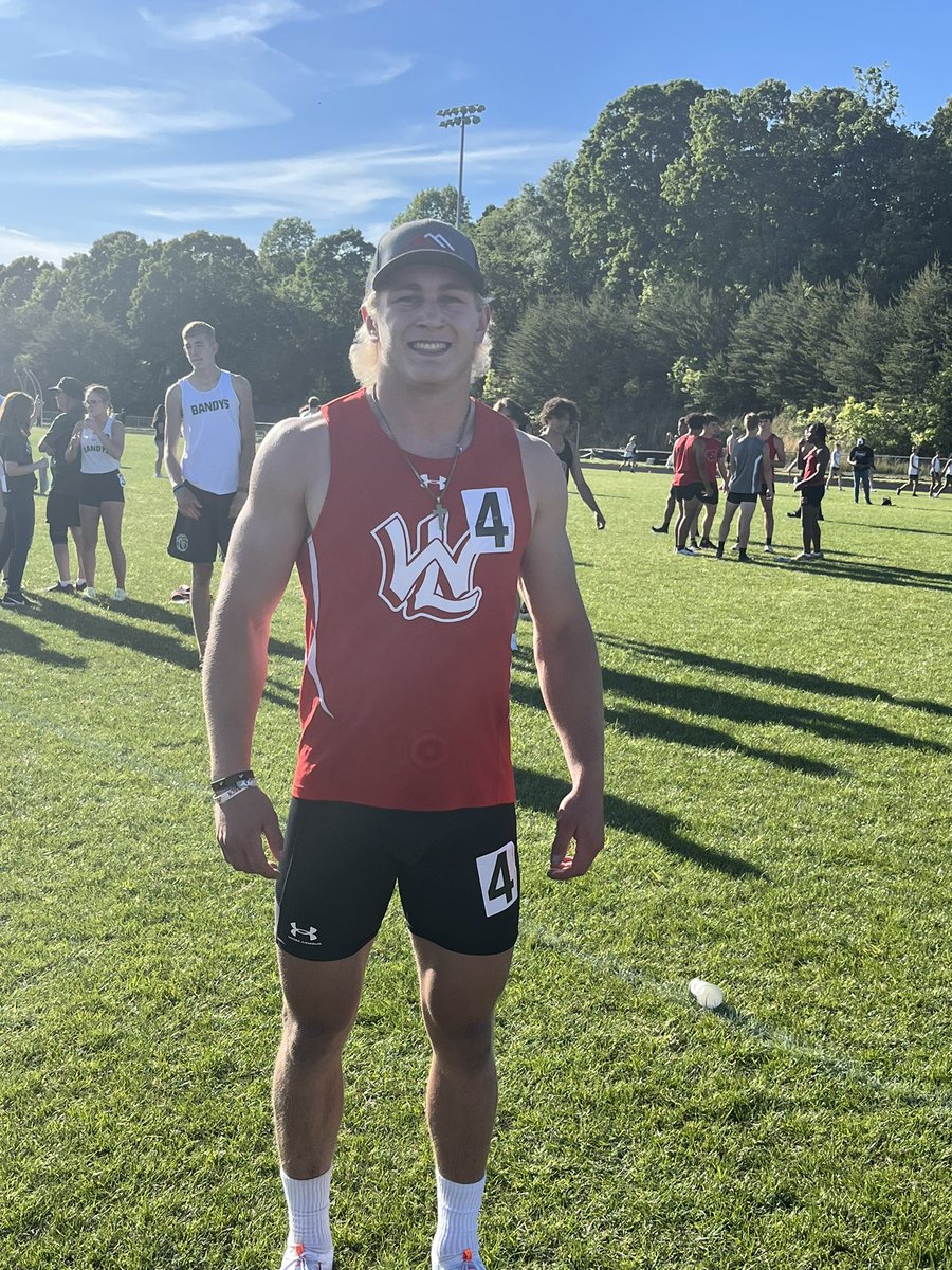 Congratulations to Mason Avery for winning All-Conference with a 1st place finish in the 400 m dash!