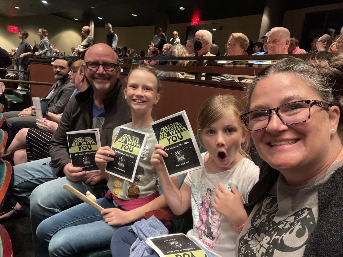 MonicaRoach15's tweet image. What a fantastic way to spend May the Fourth! Thank you, @VASymphony and @MaestroParnther for a wonderful night! #SpaceBuns #StarWarsShirts #youngviolist