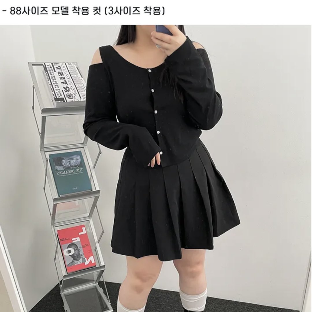 bona_preorder's tweet image. [#พรีออเดอร์] 여름까지 햇빛방지 어깨트임 3사이즈 가디건 #ably
Size 1,2,3
Color: Black,Khaki
ราคา 600฿
มัดจำ 50%
#พรีเกาหลี #หิ้วเกาหลี #เสื้อผ้าเกาหลี #แฟชั่นเกาหลี #รับหิ้วสินค้าเกาหลี #พรีออเดอร์ #พรีออเดอร์เกาหลี