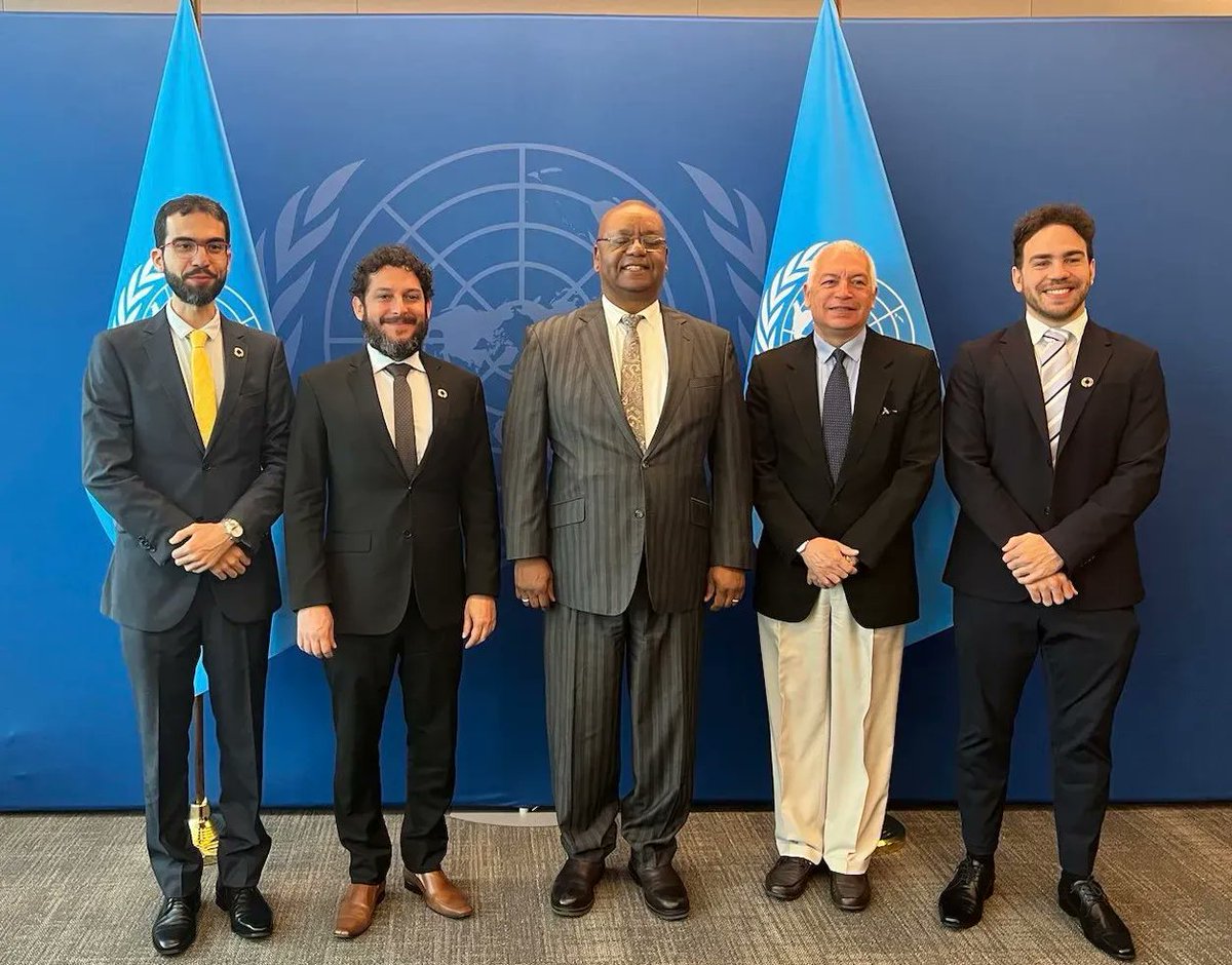 Excited to have Director @UNITAR in #NYC, H.E Amb. Marco Suazo, with esteemed academics Prof. Dr. Henry Iure de Paiva Silva, Prof. Dr. Rafael Mesquita de Souza Lima, Antonio Henrique Pires dos Santos, at our meeting today. Productive discussions all round! #DataDiplomacy #GDC