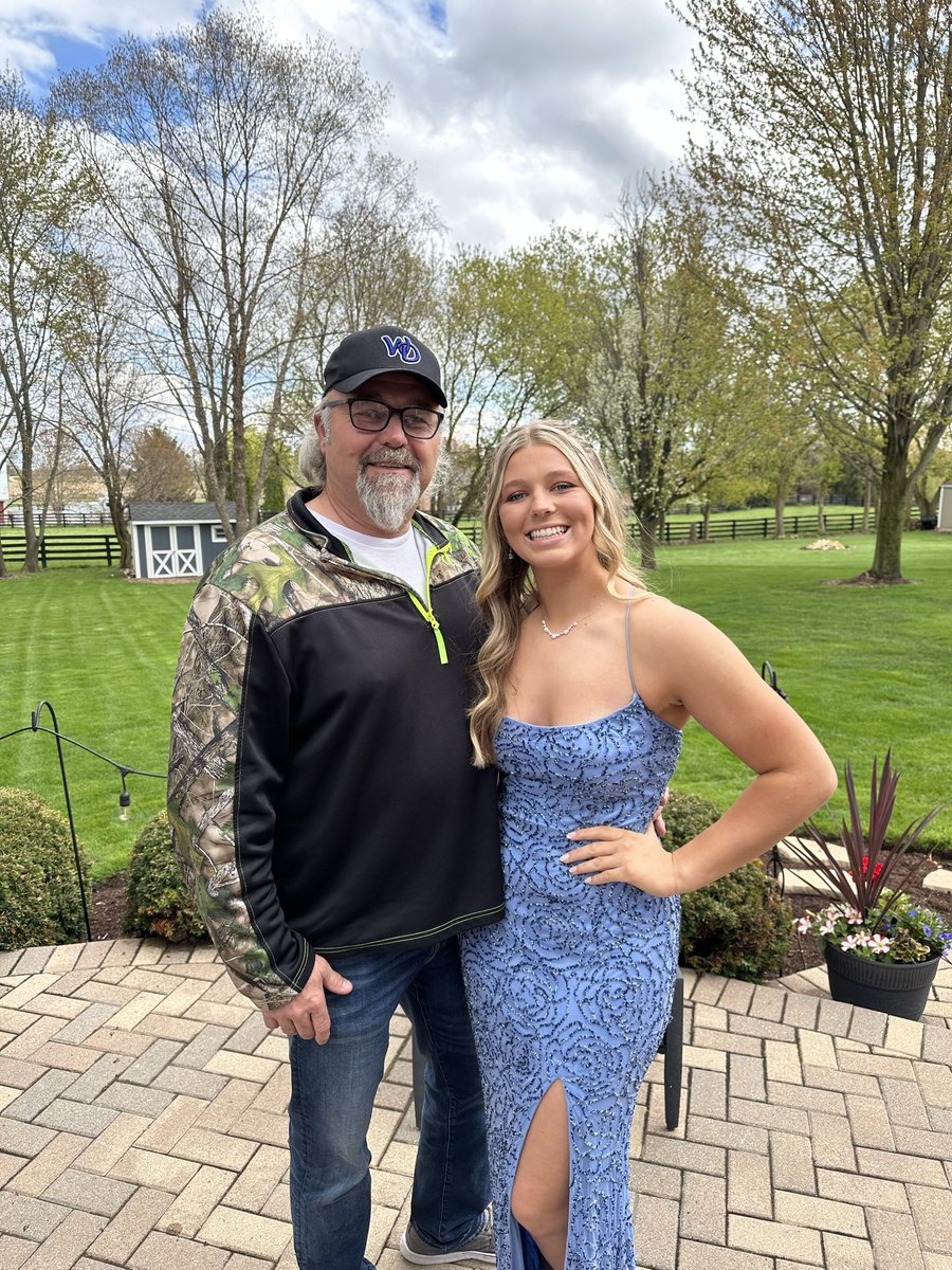 Ok so let’s stick with the perfect in today’s HS Games!  <a href="/meghanryan1814/">Meghan Ryan</a> was a perfect 3-3 with with a 💣, 5 RBI &amp; 2 RS! And yeah she also looks the part!
#pictureperfect