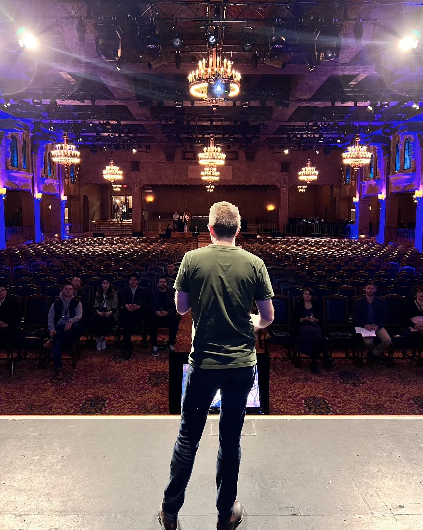 Behind the scenes last night before pitching at the <a href="/MAPUniMelb/">MAP UniMelb</a> launch. The event was held at the Regent Theatre's Plaza Ballroom and was packed with Melbourne's top investors, entrepreneurs, and industry leaders.

#Biodiversity #MAPlaunch23