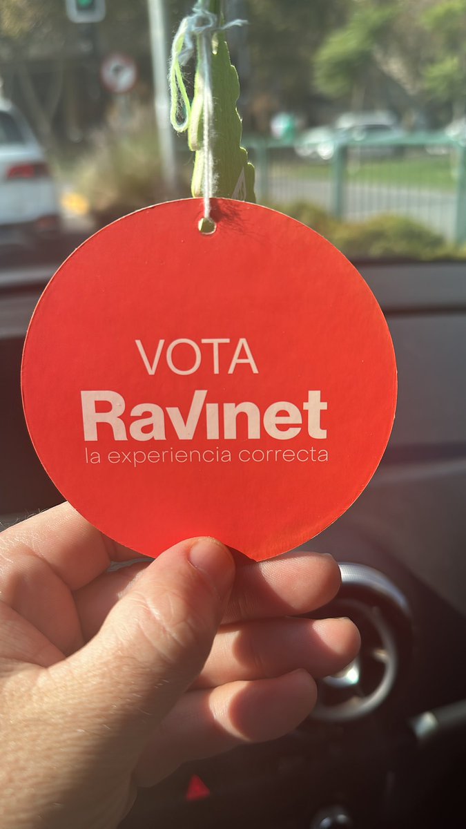 Tomás Kast tweet media