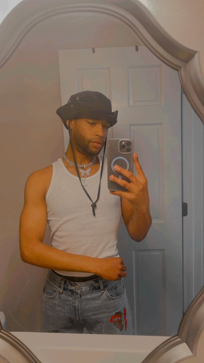 samxends tweet picture