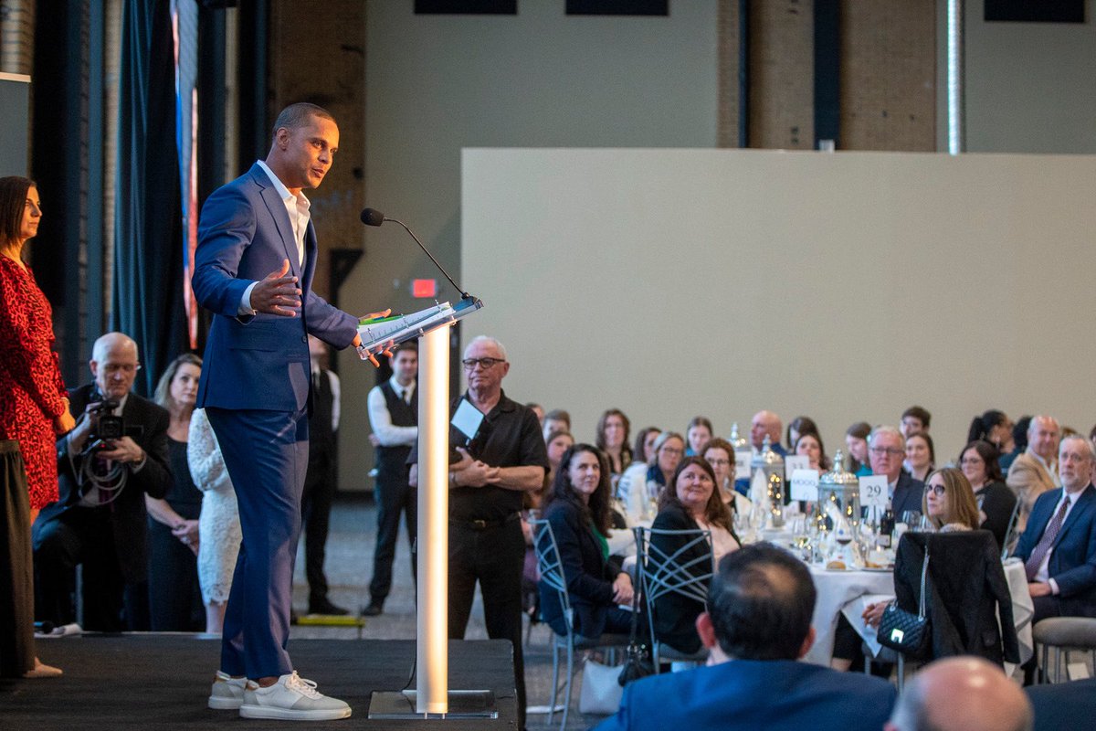 jpfoundation21's tweet photo. We are proud of you #21 🥺❤️
Thank you for your continued commitment to this community. We cannot wait to see you shine on and off the field.
#MentalHealthAdvocate #JordanPoyer
#JP21 #AllProPo #Community https://t.co/X7y2C35UIx