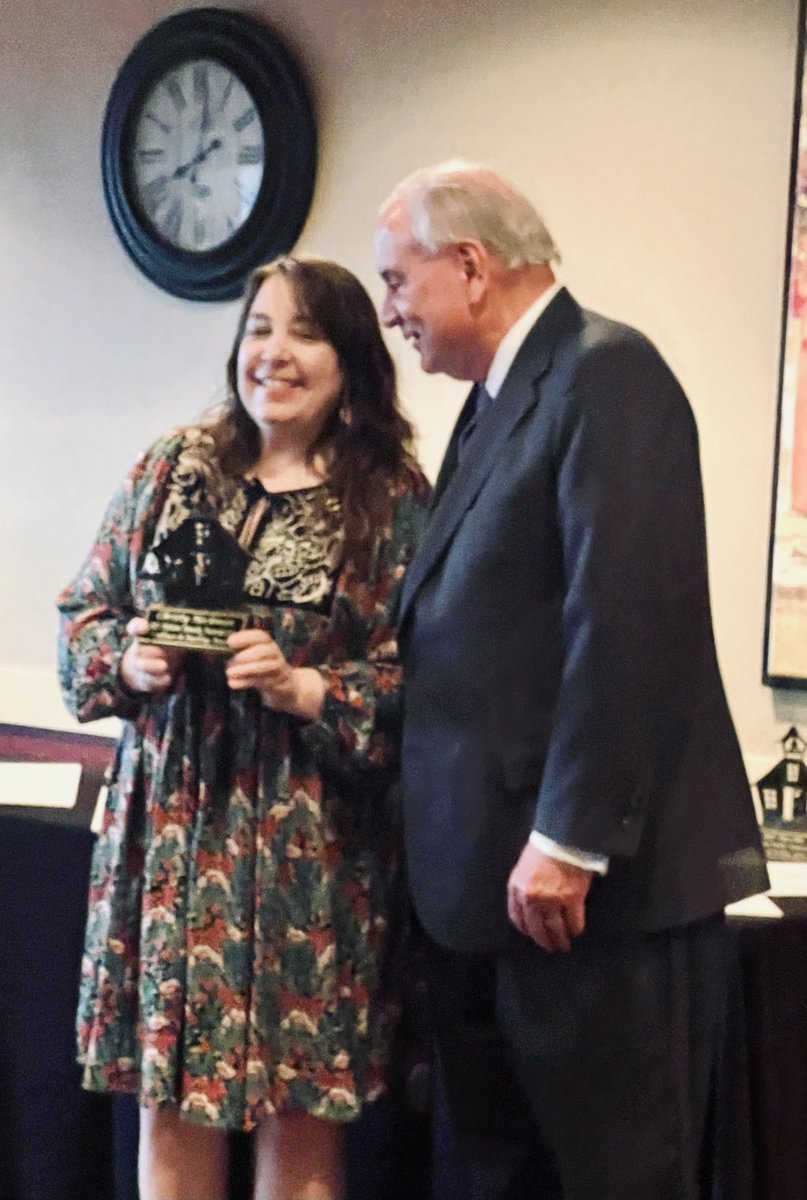 bmbellows's tweet photo. Congratulations to Nelson Award Winner Christy Heckman!  Christy has dedicated her life to helping young people discover their future and is most deserving of this honor! ⁦@ALHSathletics⁩ https://t.co/fmBbKNlqf4