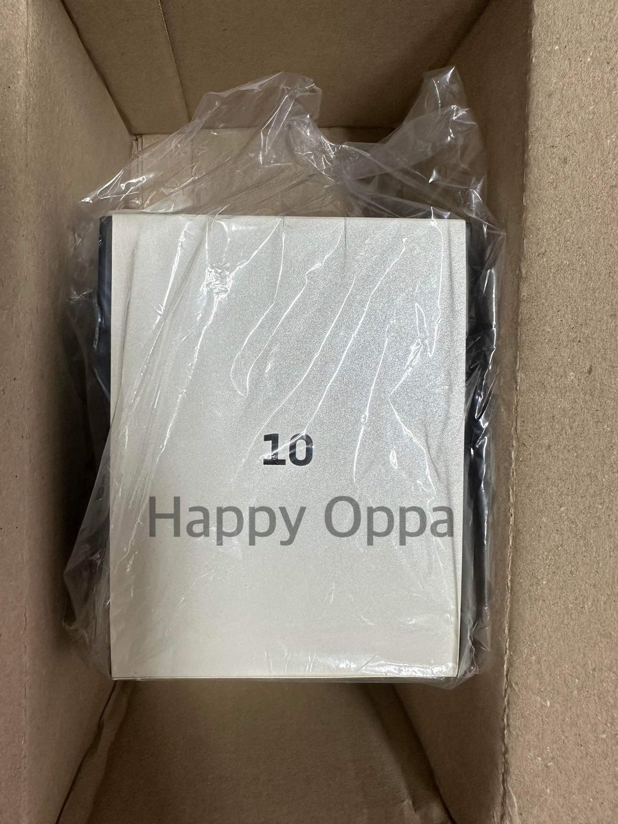 HappyOppaPH's tweet photo. [ONHAND]

✨BTS MERCH BOX✨

Merch Box 7
Merch Box 9
Merch Box 10

Price: 3500 + LSF

MOD: SDD, GGX
MOP: GCASH, BPI https://t.co/Ypa43VrwTZ