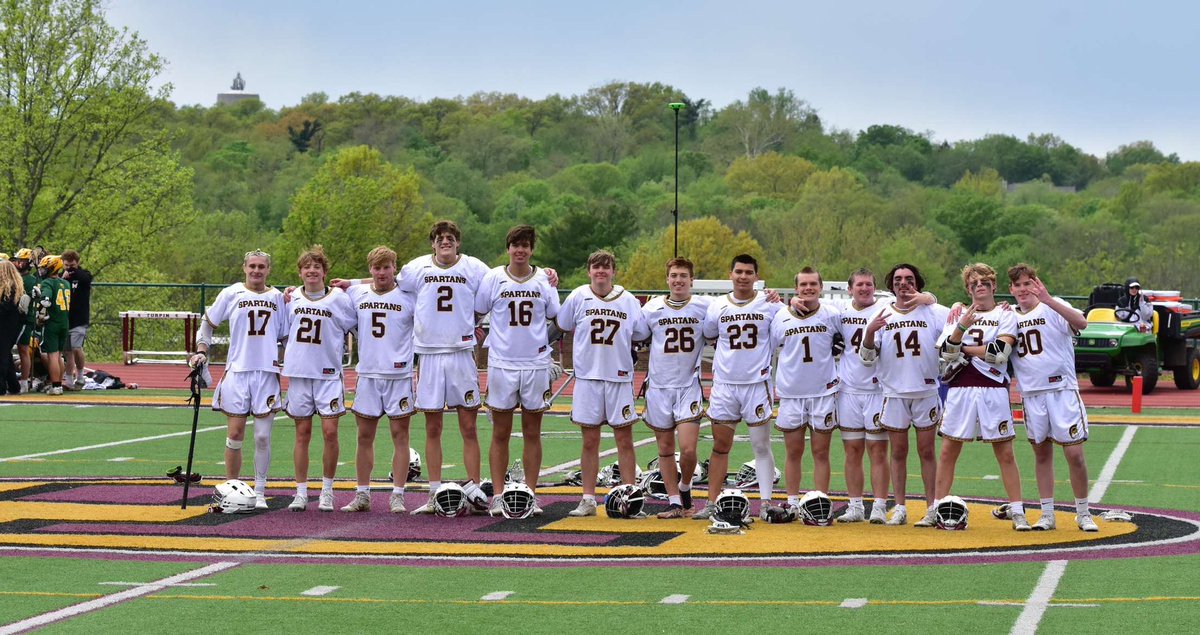 THS Student Section tweet media