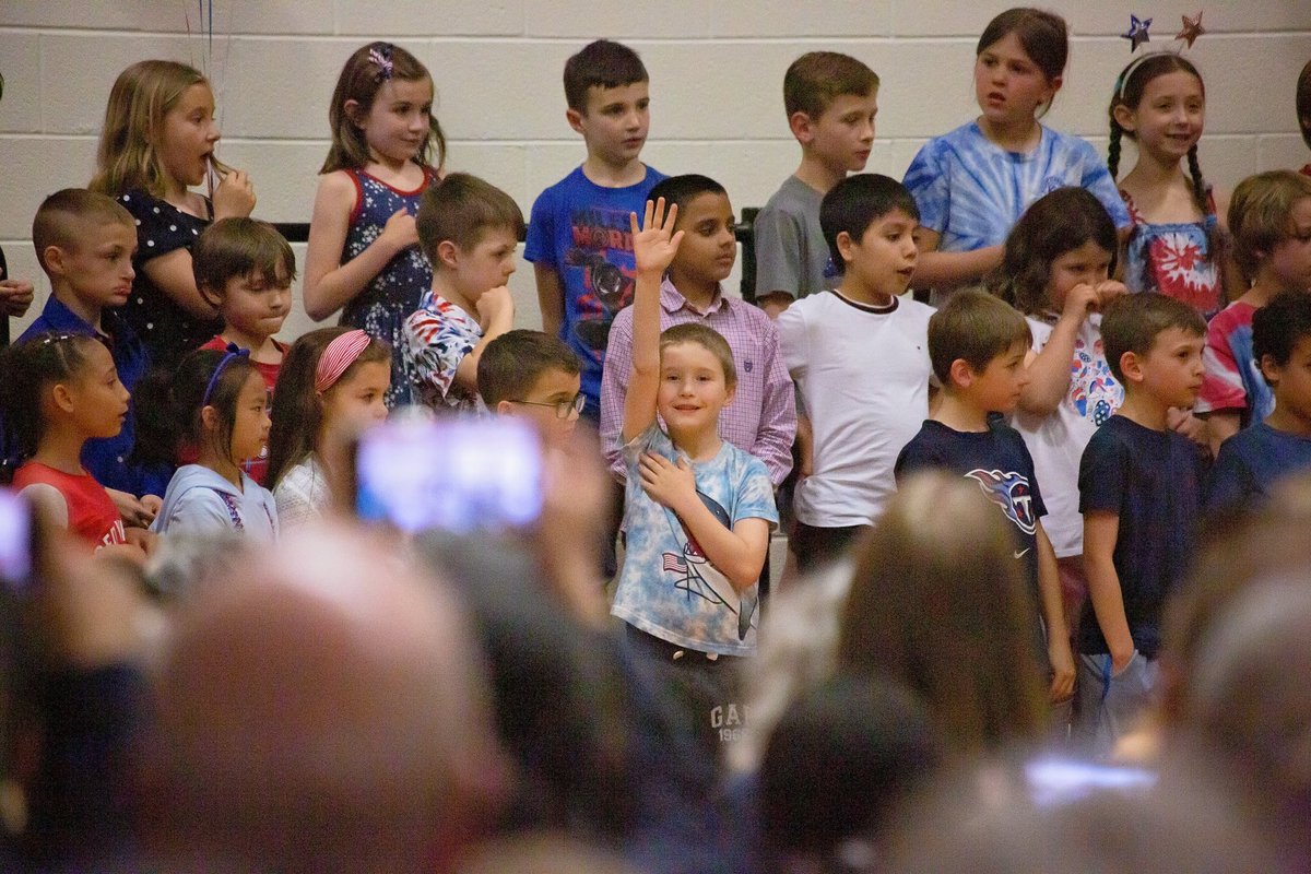 erinswann's tweet photo. The 2nd grade students and @MusicalMrsGfcps put on a wonderful concert. ❤️🤍💙🎶 https://t.co/bFCe8iQenT